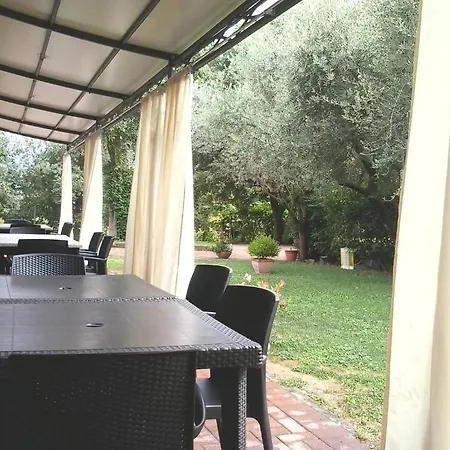 Lupo Bianco Κατάλυμα σε φάρμα